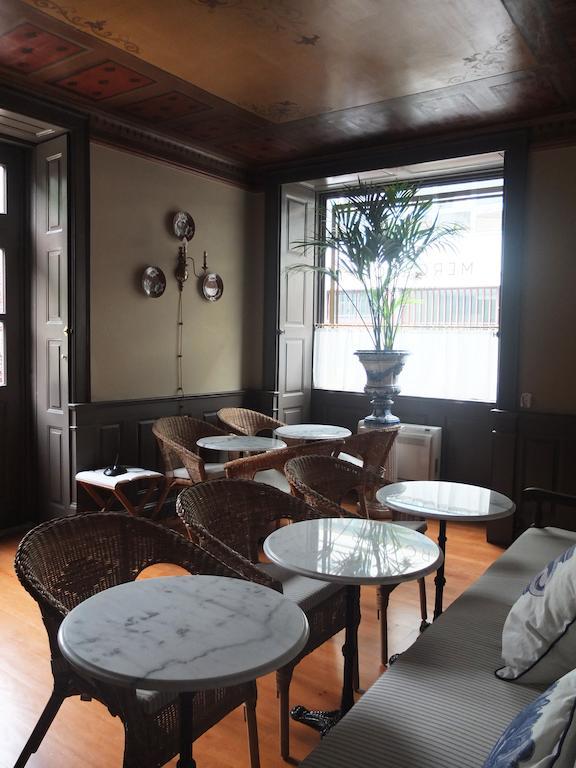 Mercador Guesthouse Porto Bagian luar foto