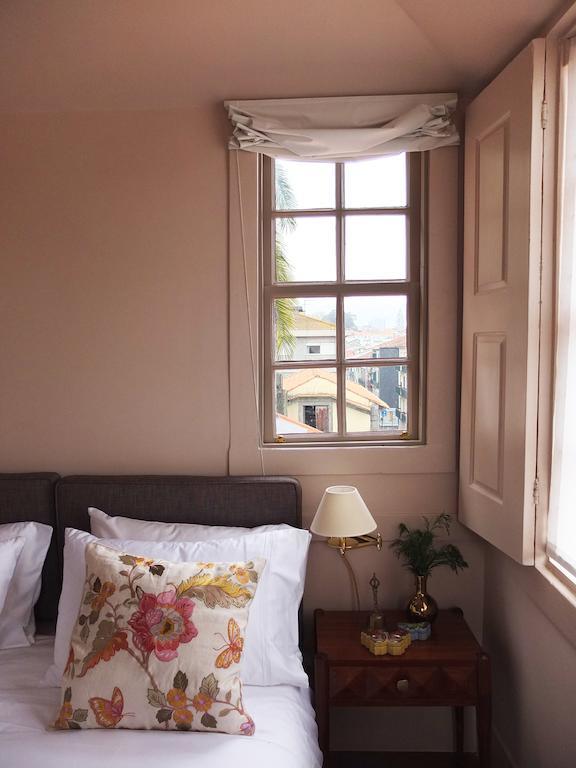 Mercador Guesthouse Porto Bagian luar foto