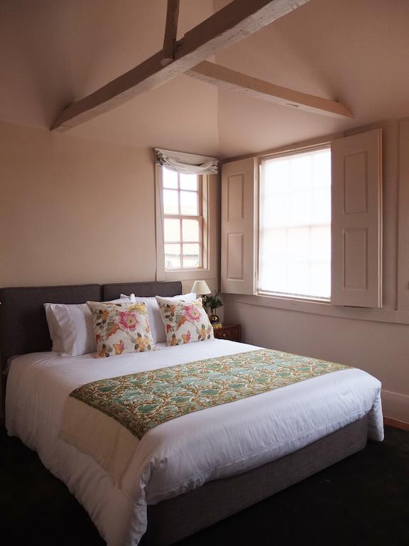 Mercador Guesthouse Porto Bagian luar foto