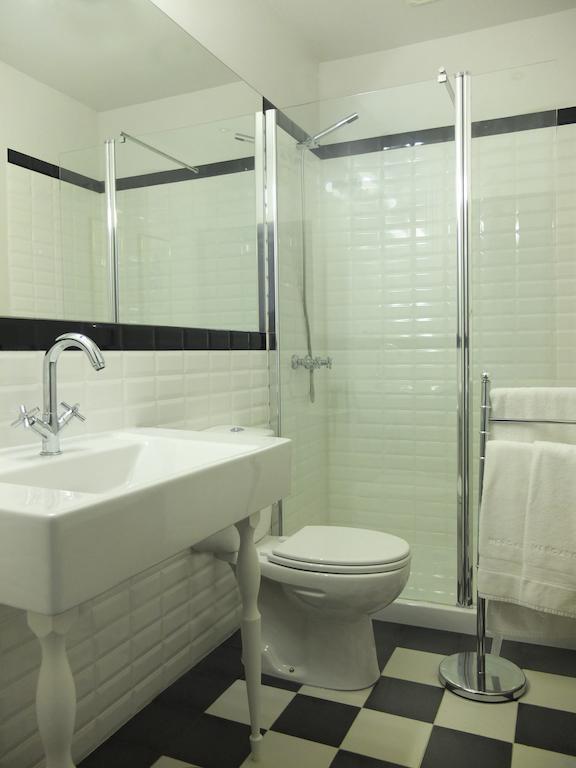 Mercador Guesthouse Porto Bagian luar foto